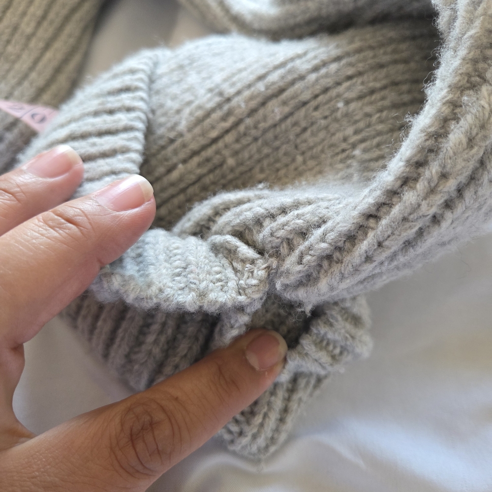 COS | Wool Gray Sweater - Picture 10 of 11